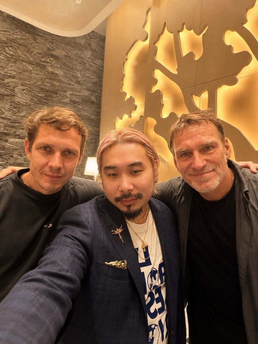 International three-person portrait